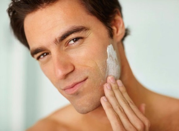 Triệt râu và ria mép vĩnh viễn cho nam giới bằng công nghệ Nano Light